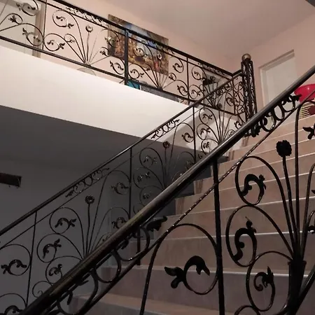 Sajlovo - Sobe Za Zajednickim Kupatilom Gazde/Camere de închiriat