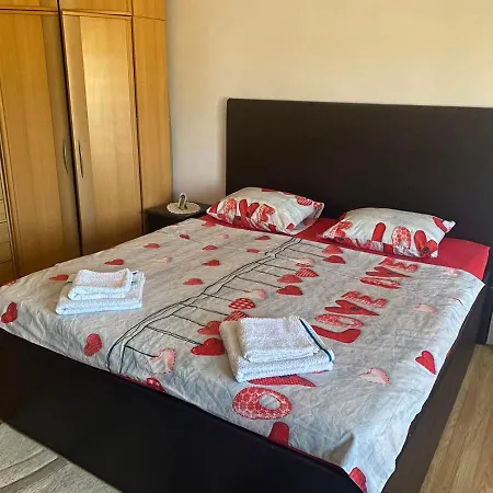 Gazde/Camere de închiriat Sajlovo - Sobe Za Zajednickim Kupatilom *
