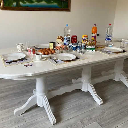 Sajlovo - Sobe Za Zajednickim Kupatilom