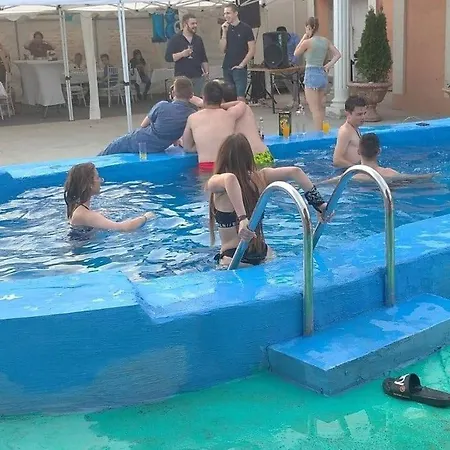 Gazde/Camere de închiriat Sajlovo - Sobe Za Zajednickim Kupatilom *